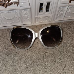 Alexander McQueen Stylish Silver And Gold Sunglasses